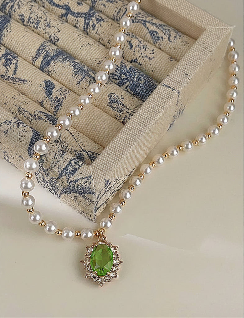 Glass Pearl High-End Inlaid Zircon Necklace